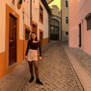 Meet your Posher, Julia